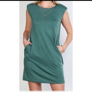 NWT Green sleeveless T-shirt dress, w/pockets, Medium
